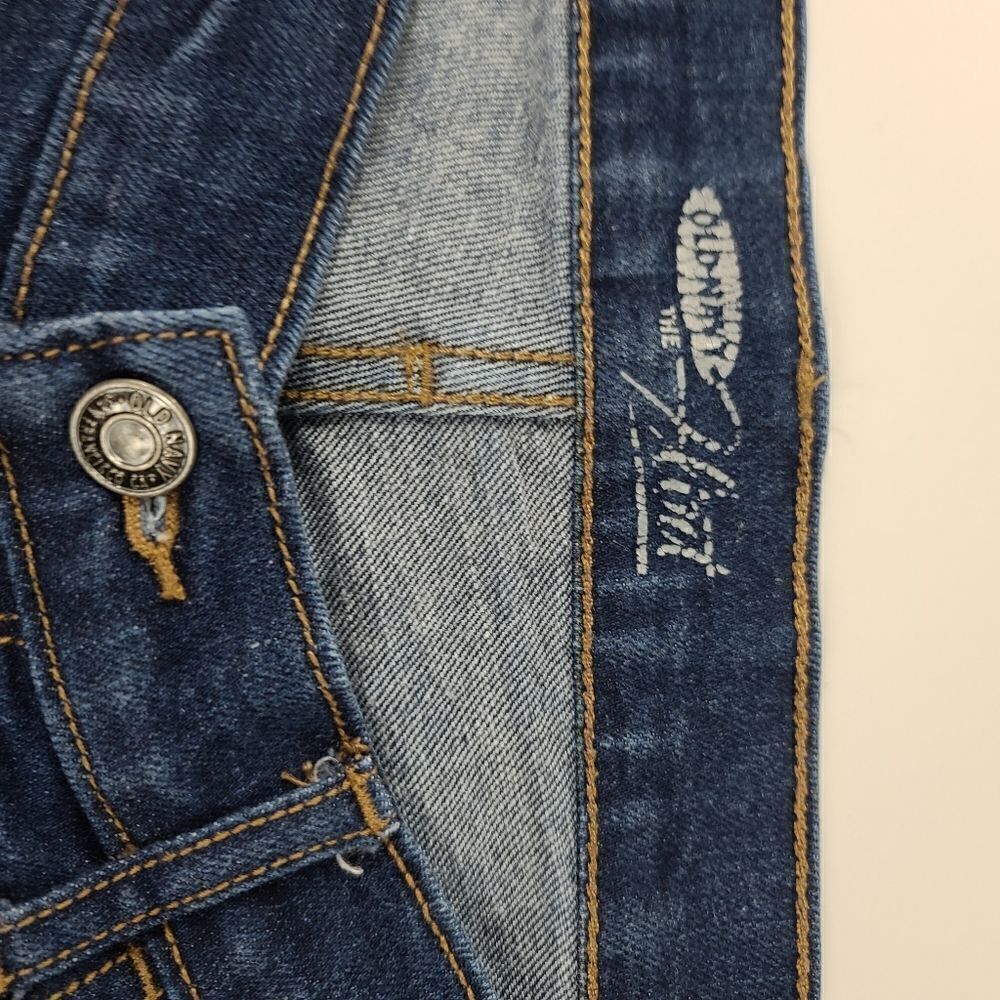 Old Navy Dark Blue Jean Capris - Picture 3 of 7